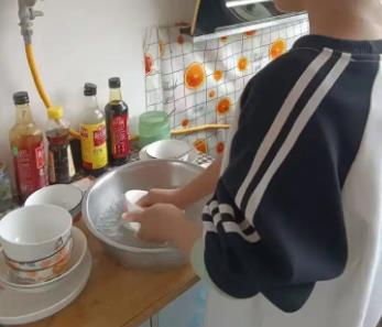 石狮帮妈妈做家务的收获有哪些？
